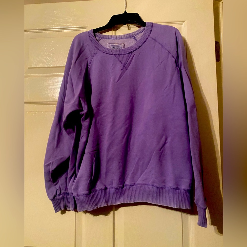 American Eagle sweatshirt